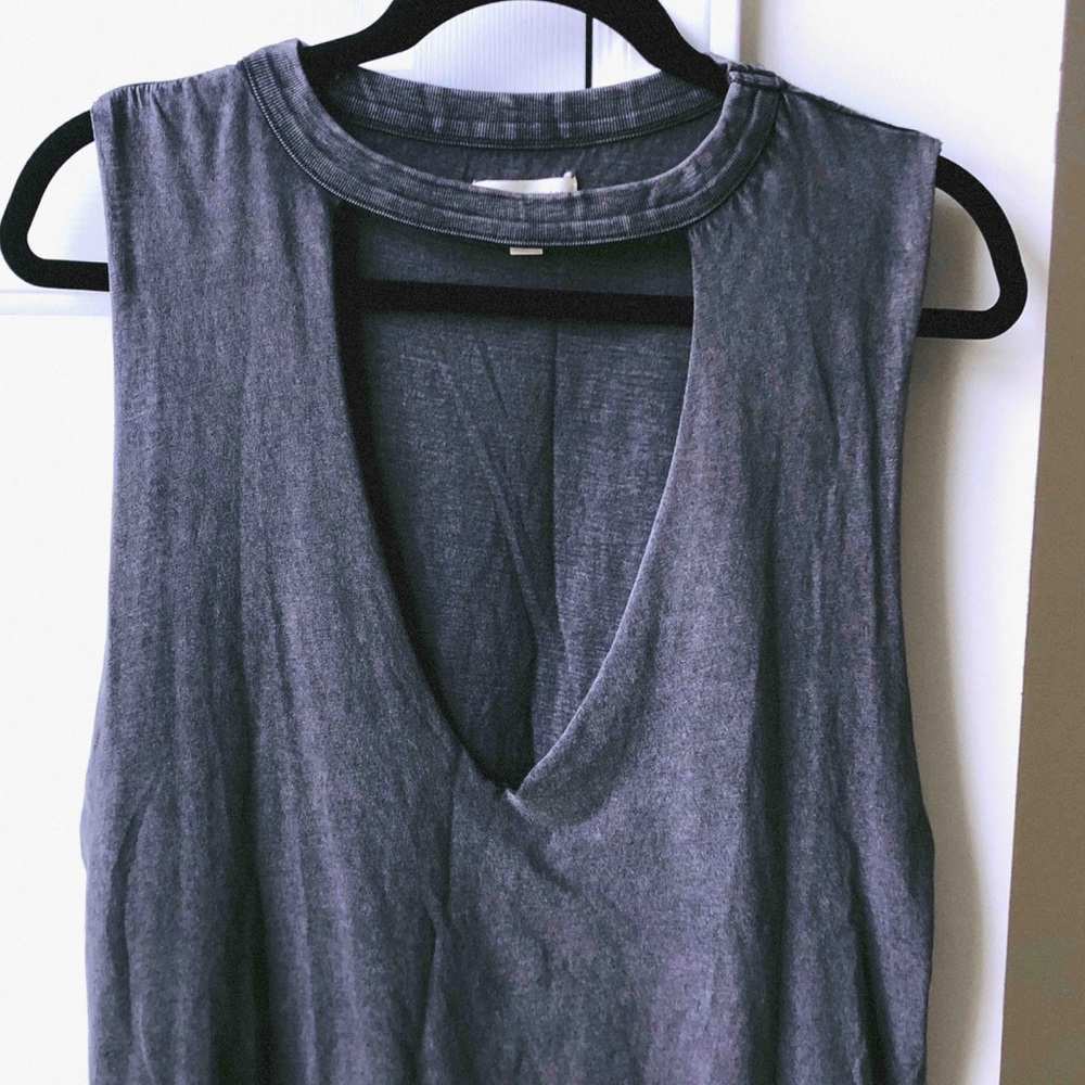 Vintage/Boho Sleeveless T-shirt Top
